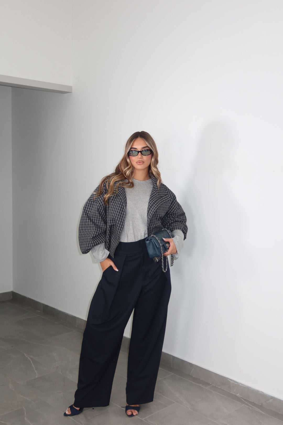 Pantalone office