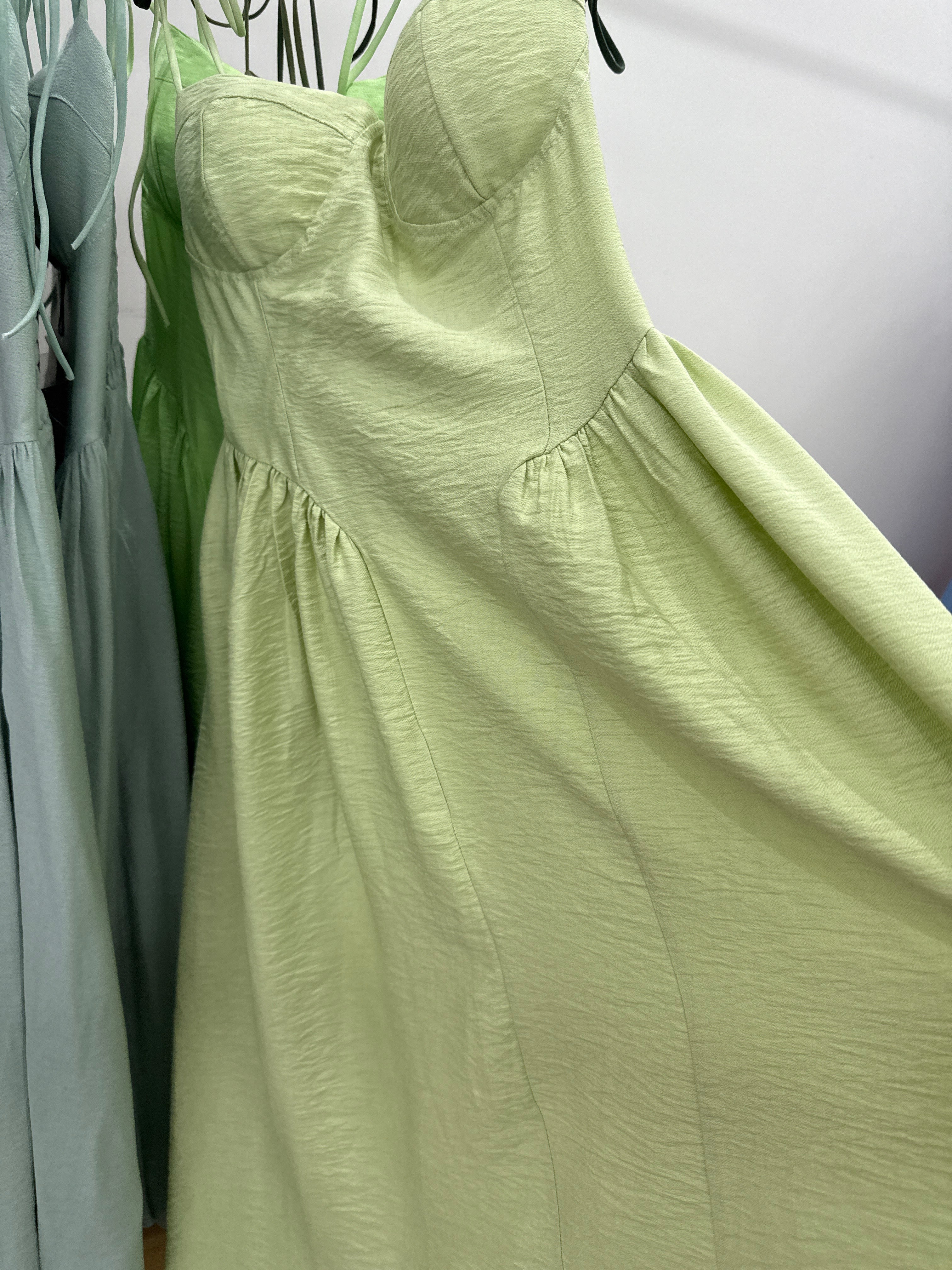 Midi dress iside