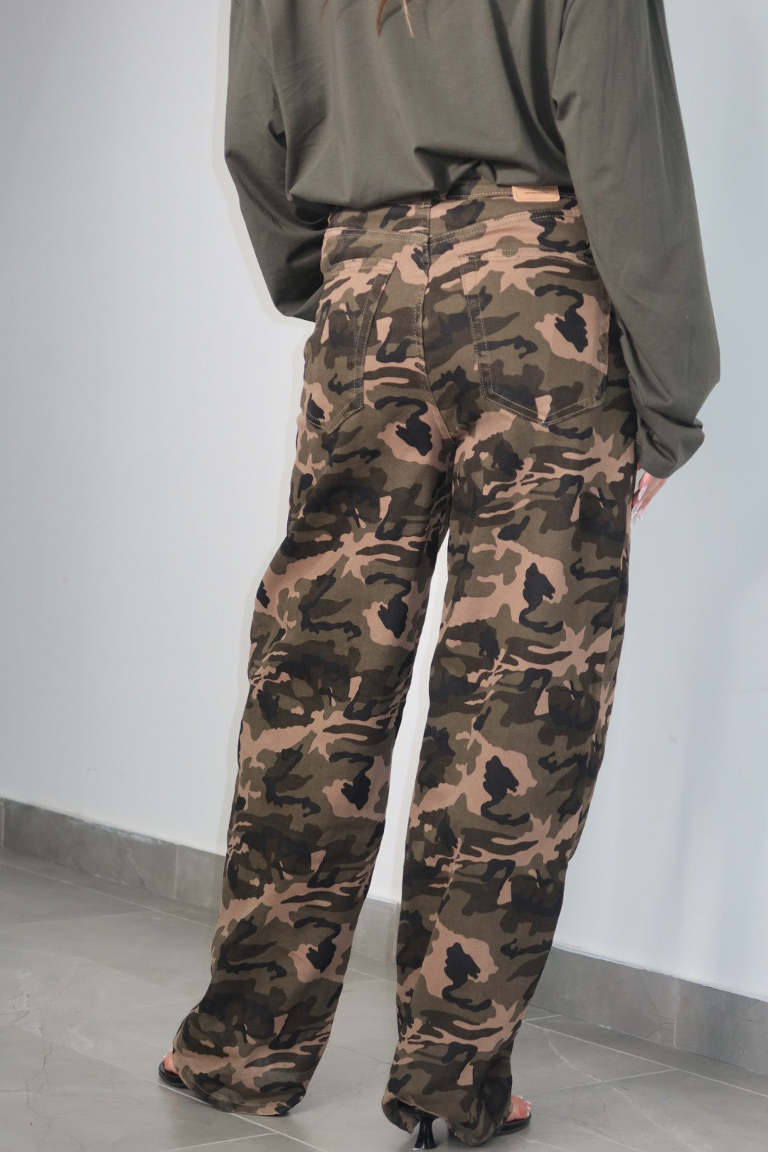 Jeans mimetico risvolto