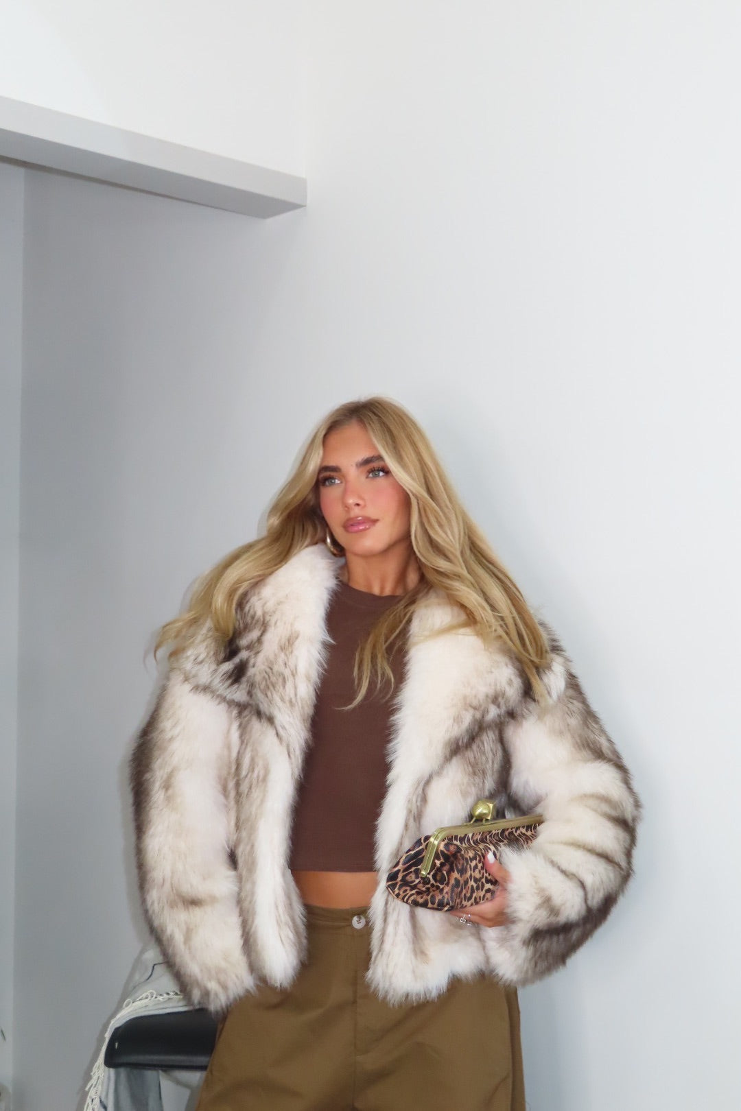 Eco-Fur Crudelia Bianca e Bordeaux