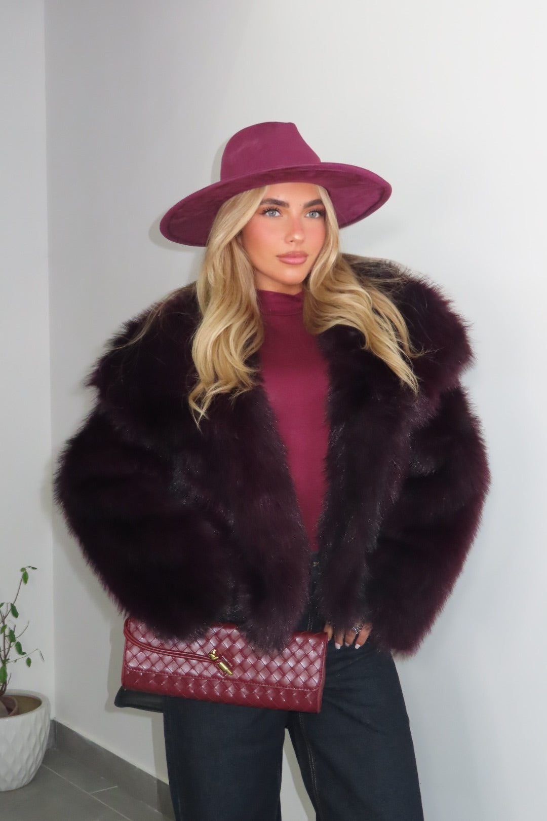 Eco-Fur Crudelia Bianca e Bordeaux