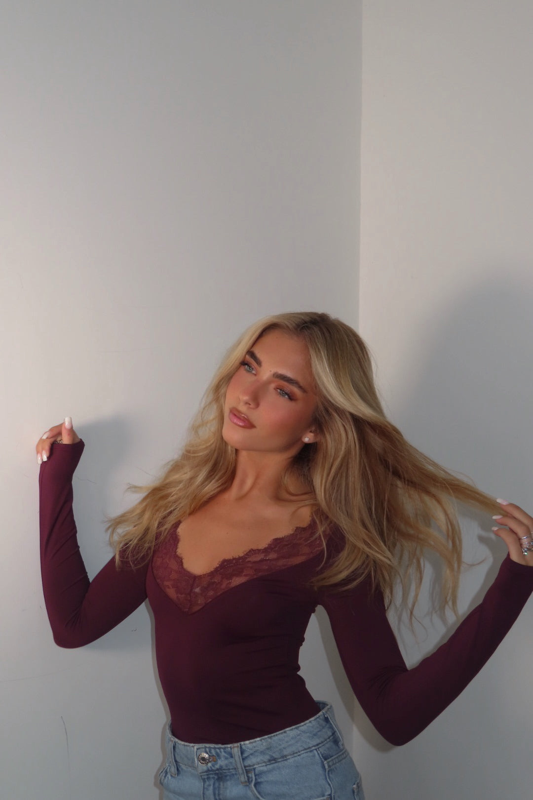 Maglia Lavinia Pizzo marrone bordeaux nera