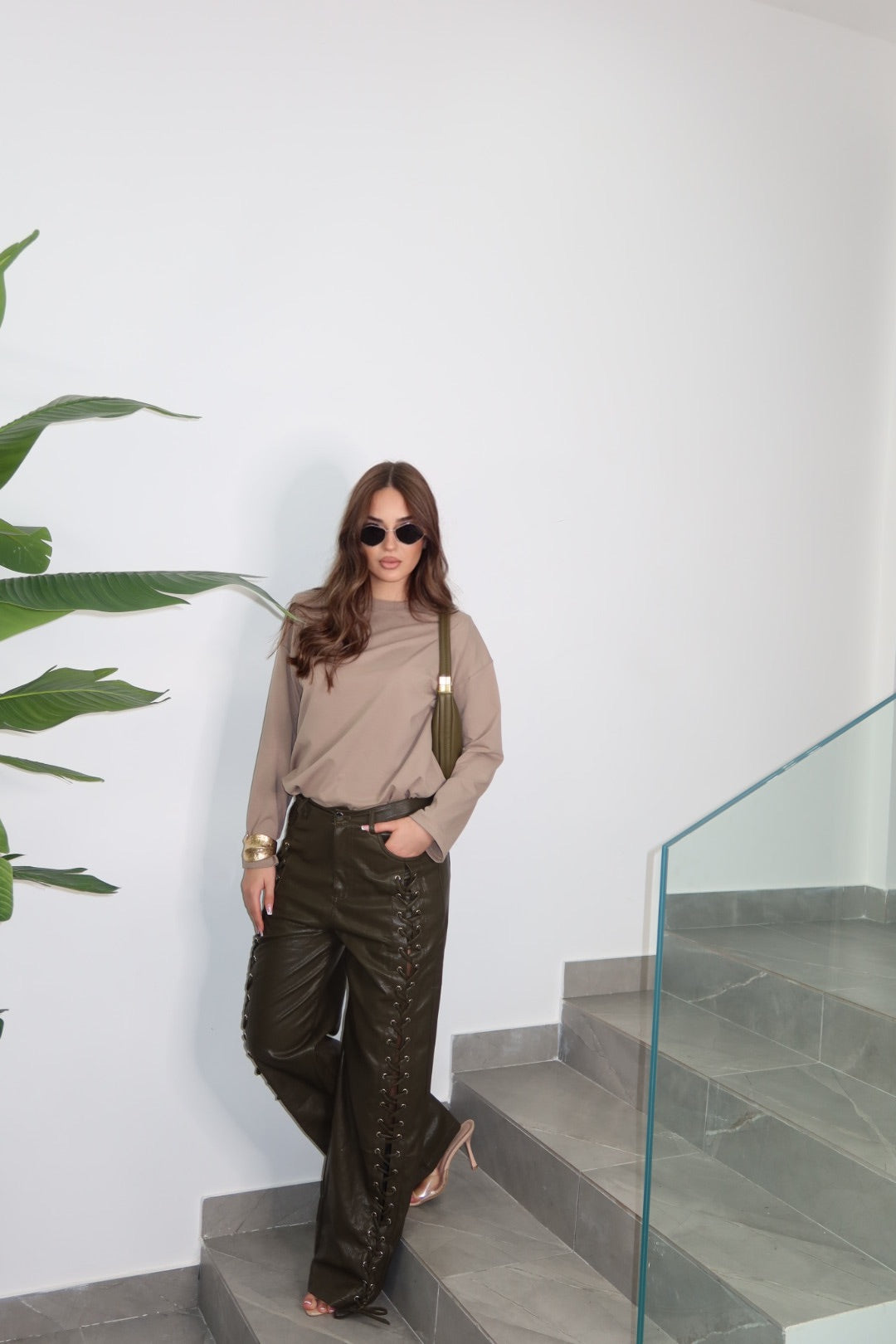 Pantalone Ecopelle Stringhe Verde e Marrone